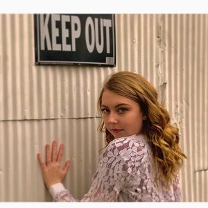 Meet your Posher, Abbie